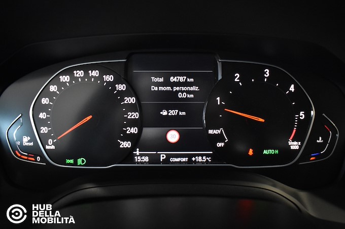 BMW 318d 48V Touring Business Advantage